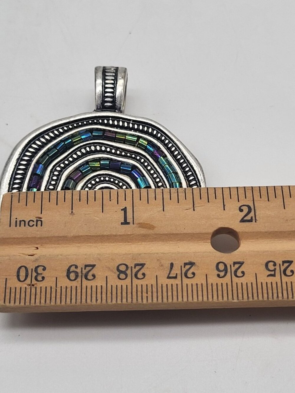 Premier Designs Bora Bora Silver Tone Circular Pendant w/ Multicolor Beads Boho - Picture 4 of 5